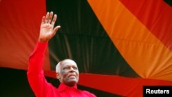  Jose Eduardo dos Santos 