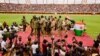 Au stade Seyni Kountché de Niamey, l’atmosphère était à la fête malgré la tension.
