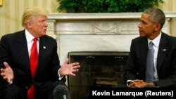 Imagem de arquivo: Presidente Barack Obama encontrou-se com o Presidente-eleito Donald Trump na Sala Oval da Casa Branca. 10 novembro 2016