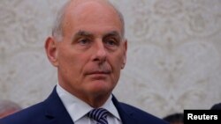 El jefe de gabinete de la Casa Blanca, John Kelly, durante una reunión en la Oficina Oval entre el presidente de Estados Unidos, Donald Trump, y el primer ministro italiano, Giuseppe Conte, en la Casa Blanca en Washington, el 30 de julio de 2018.