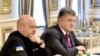 Ucrania en alerta de combate en frontera con Rusia