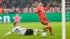 Le Bayern met KO Besiktas