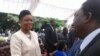 UKagonye Ufunyanwe Yinkantolo Elecala Lokutshontsha amaComputer Ayephiwe Izikolo Esigabeni Sakhe