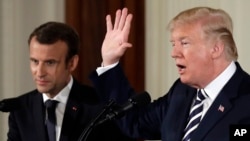 El presidente Donald Trump ofreció una conferencia de prensa junto al presidente francés, Emmanuel Macron en la Casa Blanca, el martes, 24 de abril, de 2018. 