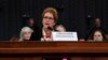 La ex embajadora en Ucrania despedida por Donald Trump, Marie Yovanovitch, hará su declaración en el Congreso en el marco de las investigaciones del juicio político.