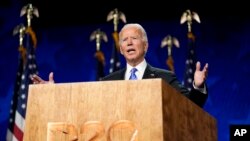 Joe Biden aceita nomeação para candidato presidencial