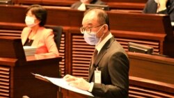 政制及內地事務局長曾國衞表示，修訂後的公職人員宣誓條例將於5月21日刊憲正式生效， 當局將盡快安排400多名區議員宣誓，監誓人考慮各宣誓相關因素後，裁定有關宣誓是否有效， 如果監誓人裁定宣誓無效，有關人士將會即時喪失區議員資格 (美國之音湯惠芸)