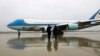 Boeing y Trump acuerdan negociar precio de avión presidencial