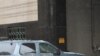 A vehicle enters the garage at Federal Courthouse in Detroit before a hearing for Nigerian bombing suspect Umar Farouk Abdulmutallab, 08 Jan 2010