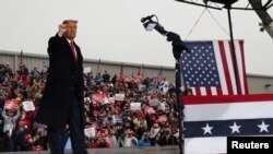 Donald Trump em campanha na Pensilvania estado vital para vencer as presidenciais