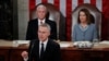 El secretario general de la OTAN, Jens Stoltenberg durante una sesión conjunta del Congreso de Estados Unidos junto al vicepresidente Mike Pence y la líder de la Cámara de Representantes, Nancy Pelosi, el 3 de abril del 2019. 