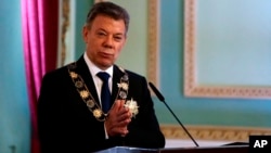 En un comunicado emitido paralelamente, la Presidencia de Colombia indicó que ambos líderes abordarán temas de "alianza estratégica de seguridad", así como "la implementación del histórico acuerdo de paz", asuntos comerciales y oportunidades de inversión.