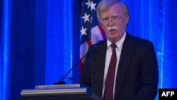 El Asesor de Seguridad Nacional de los EE. UU., John Bolton, habla con la Sociedad Federalista, en Washington.