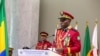 Le général Brice Oligui Nguema, chef du coup d'État au Gabon, s'exprime après avoir prêté serment en tant que président par intérim lors de sa cérémonie d'investiture, à Libreville, Gabon, le 4 septembre 2023.